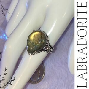 Flashy Labradorite Gemstone Chunky Handmade Ring